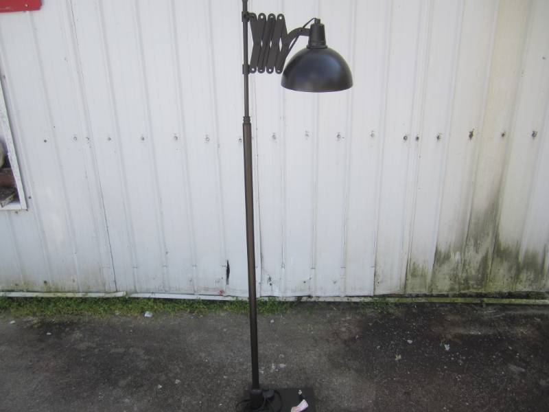 lot 62 image: Expandable Floor Lamp Black 58.5 t...