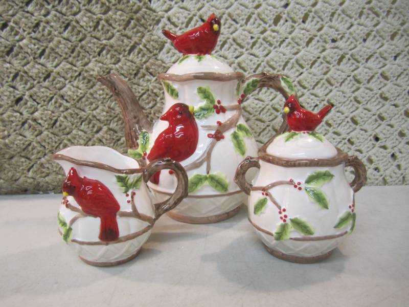 lot 65 image: 3-Piece Ceramic Cardinal Tea Set Te...