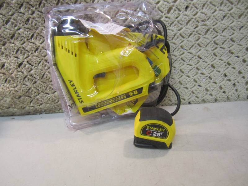 lot 86 image: Stanley Electric StaplerNail Gun a...