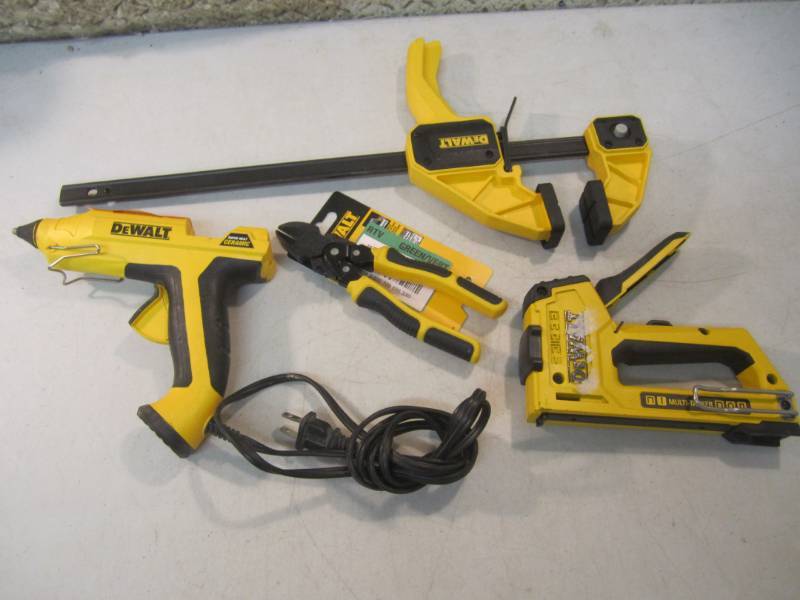 lot 91 image: Lot of Misc Dewalt Tools  D-3...