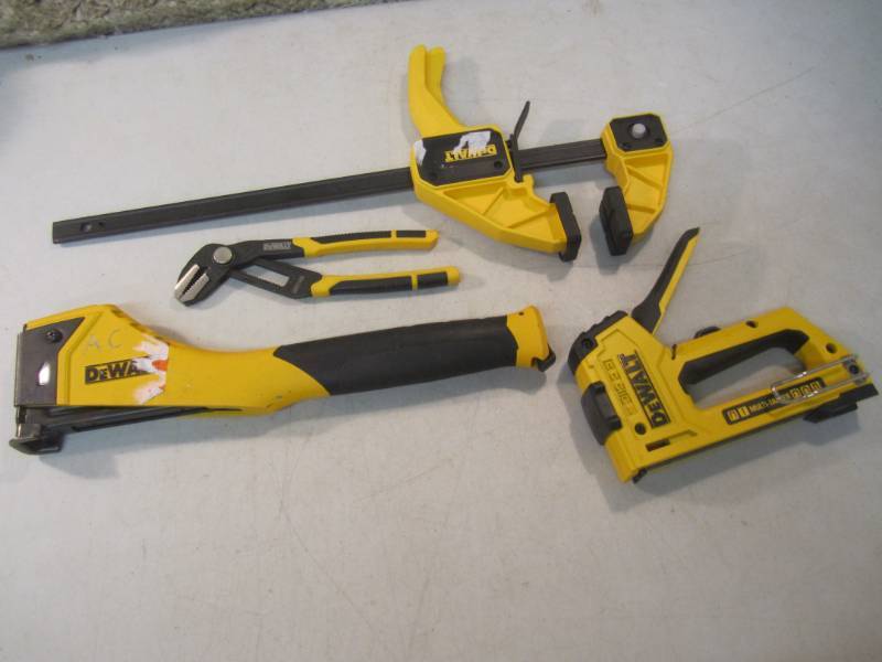 lot 92 image: Lot of Misc Dewalt Tools  D-3...