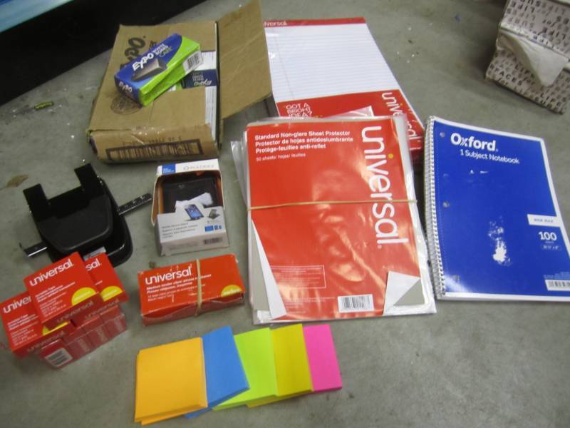 lot 100 image: Lot of Misc Office Supplies  D-1...