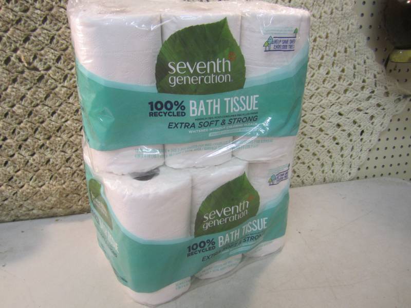 lot 119 image: 24 Rolls of Bath Tissue 2 packs of ...
