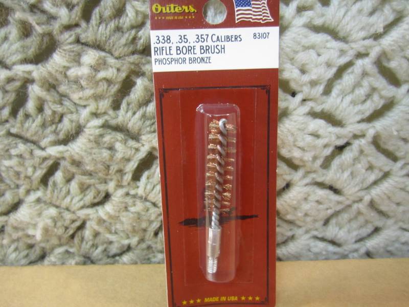 lot 126 image: Case of 36 Outers Rifle Bore Brushe...