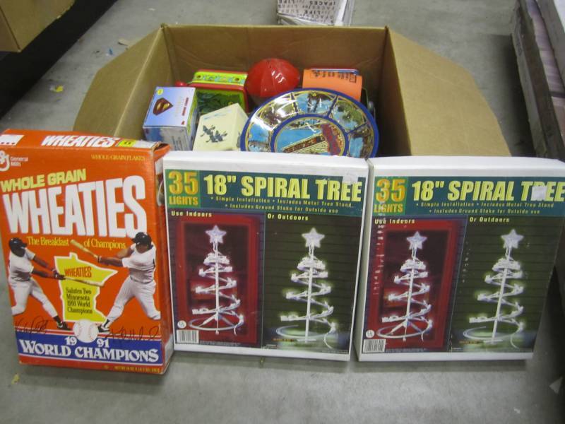 lot 152 image: Lot of Misc See Photos  D-1T...
