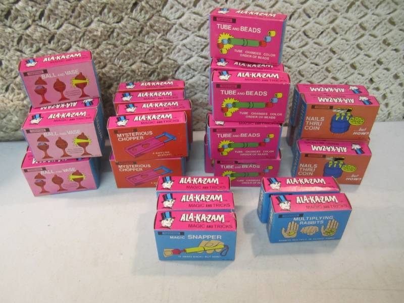 lot 158 image: Mixed Lot of 39 Ala-Ka-Zam Magic an...