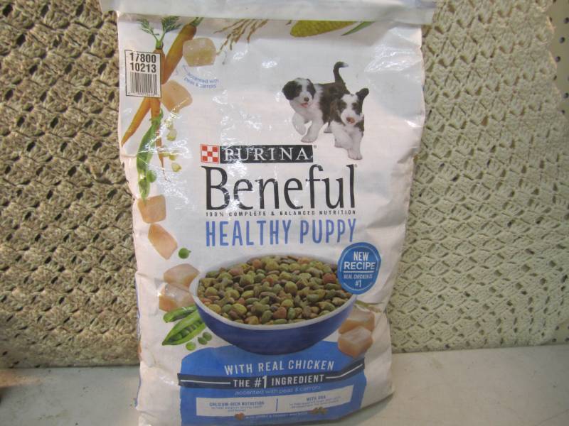 lot 217 image: 15.5 Pound Bag of Dog Food Best by ...