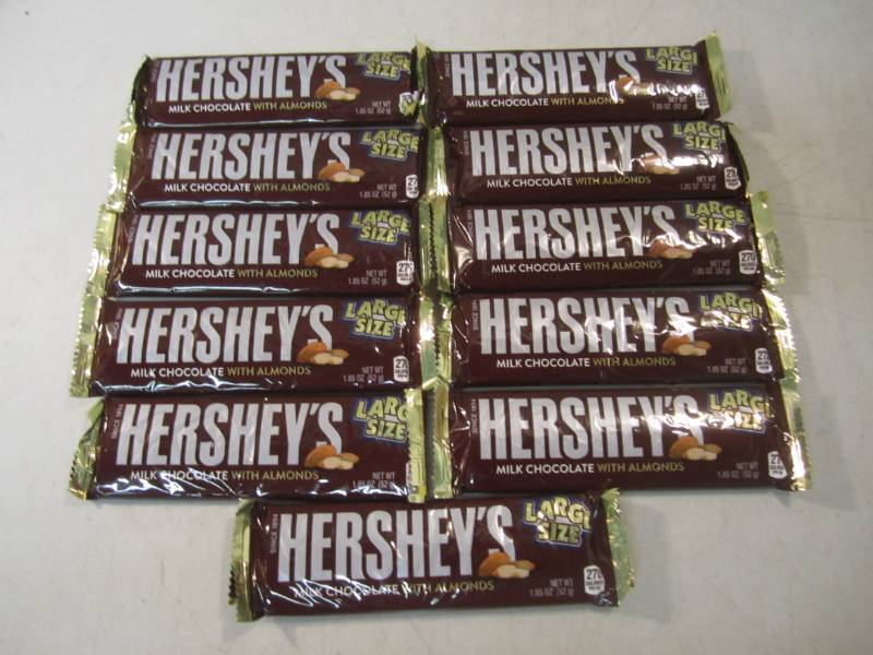 lot 268 image: 11 Large Size Hersheys Chocolate Ba...