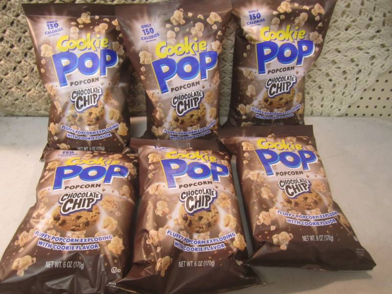 lot 283 image: 6 Bags of Cookie Pop Popcorn Chocol...