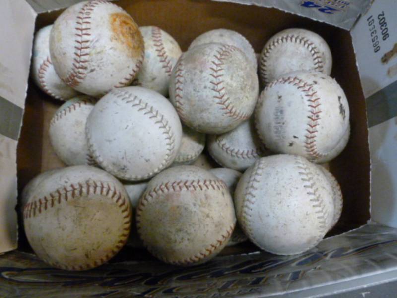 lot 20 image: Softballs