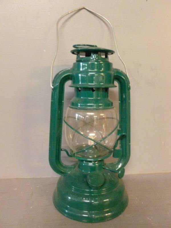 lot 153 image: Barn Lantern