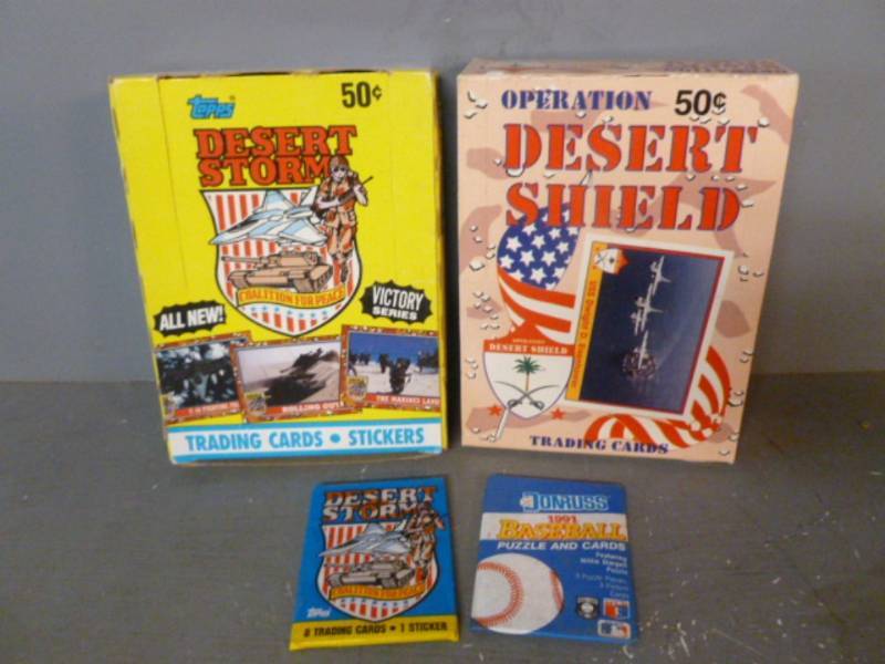 lot 170 image: Desert Storm Trading Cards