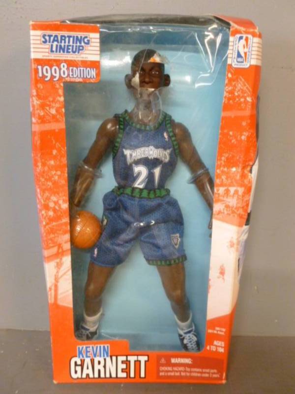 lot 194 image: Sports Collectible
