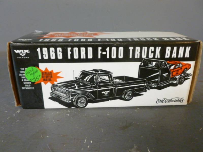 lot 212 image: Ertl Truck Coin Bank