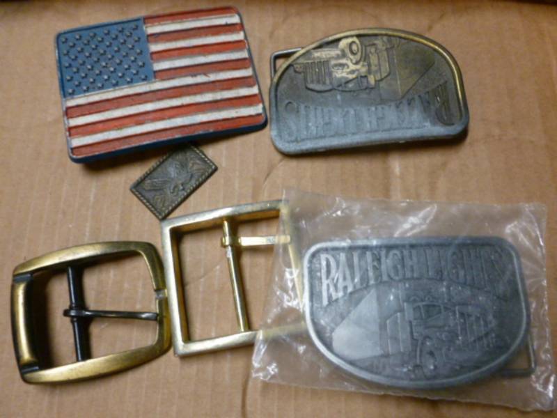 lot 225 image: Collectible Belt Buckles