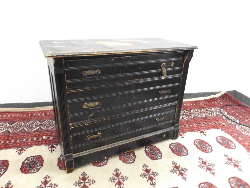 lot 26 image: Antique Wood&nbsp3 Drawer Dresser