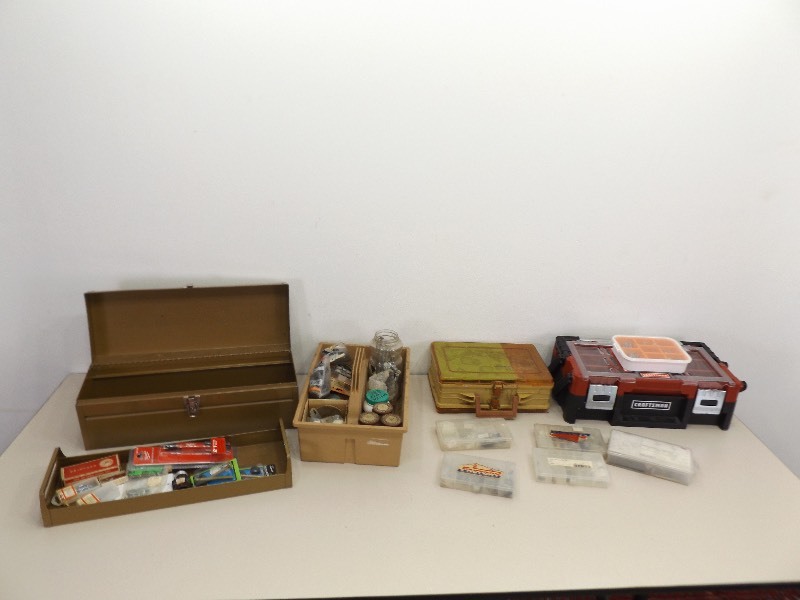 lot 72 image: Large Lot of Misc Hardware, Nails, Screws, etc.