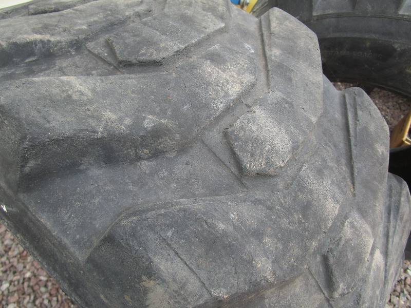 12-16.5 Skid Steer Tires