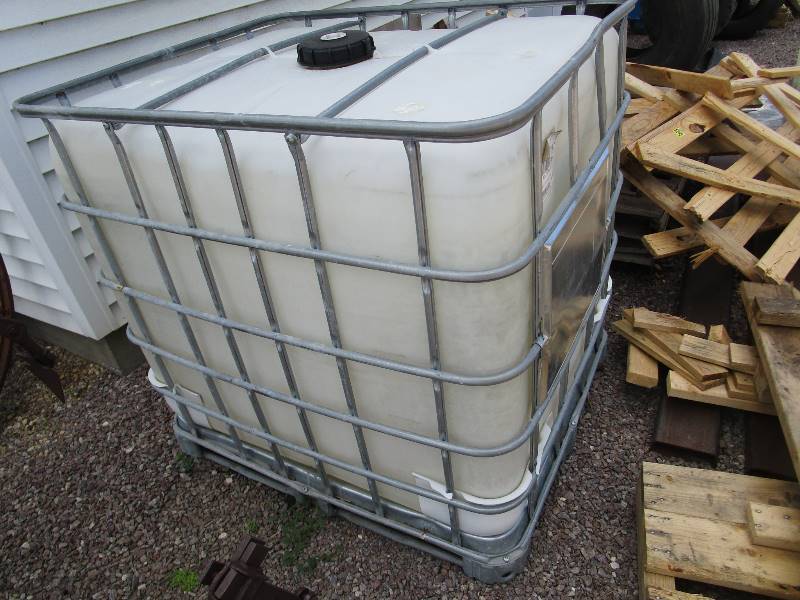 250 gal Poly Chemical Tote