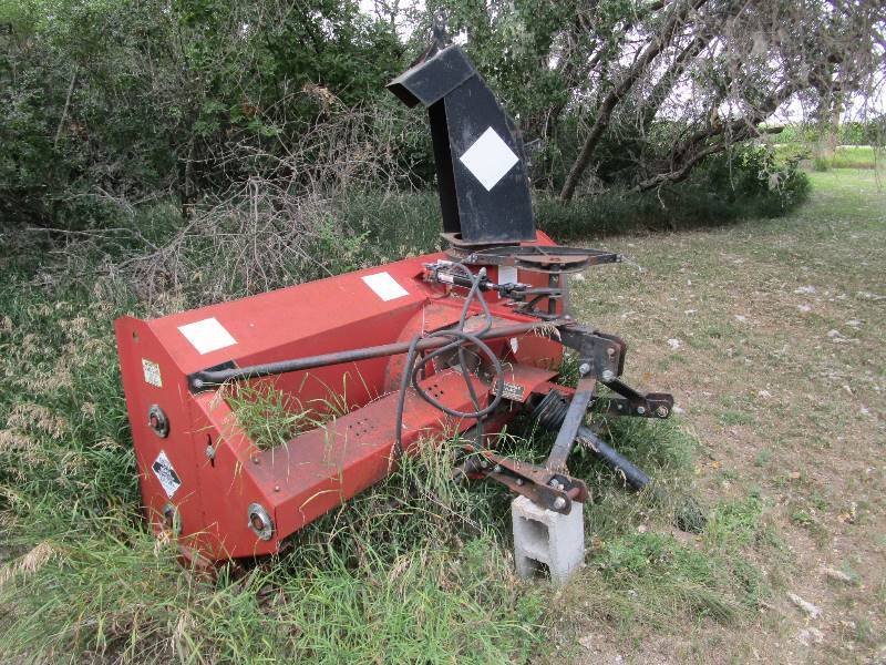 Red Devil 9945A Snowblower