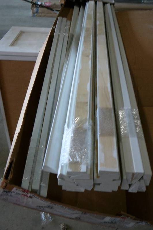 lot 567 image: White Prefinished Trim