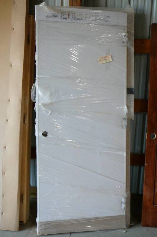 lot 590 image: PreHung Interior Door- White