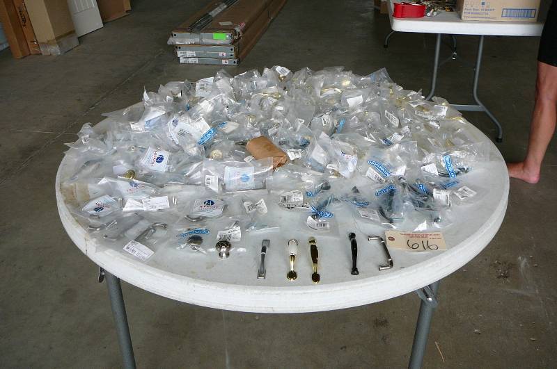 lot 616 image: Cabinet Hardware- ALL Handles