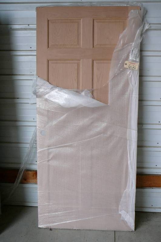 lot 620 image: Interior Solid 6 Panel Door- Oak