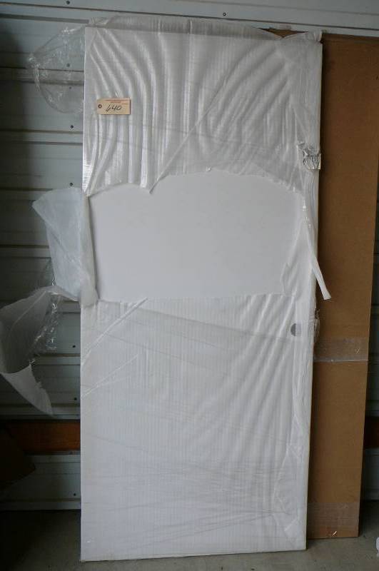 lot 640 image: Door, Primed