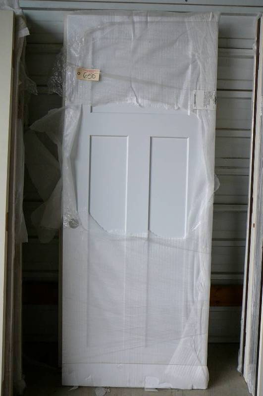 lot 650 image: Interior Door - 3 Panel Arctic White