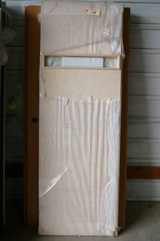 lot 664 image: Door, wooden with small window