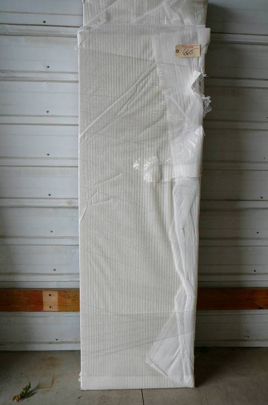 lot 665 image: Interior Door, primed poplar hardboard