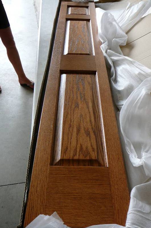 lot 670 image: Prefinished Interior BiFold Panel Door( in box)