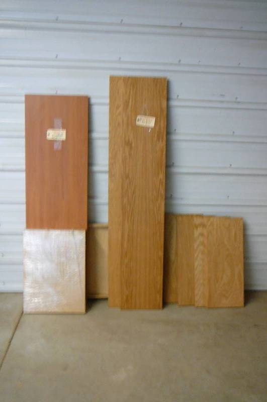 lot 688 image: Shelves