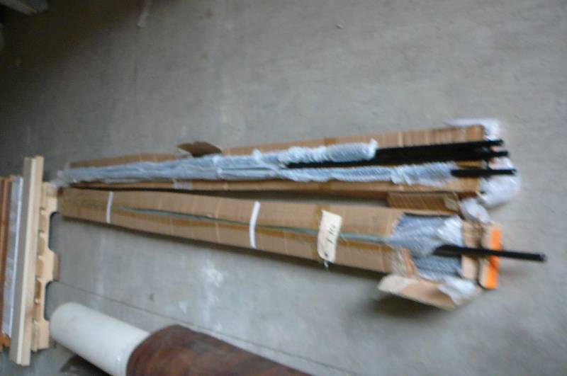 lot 770 image: Round Tubes