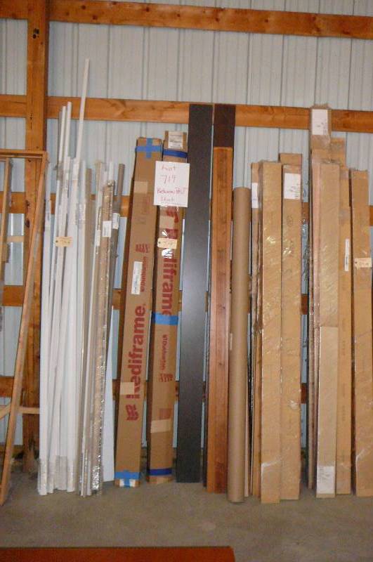lot 719 image: Trim Material-  Large Lot