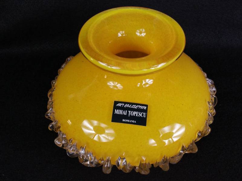 lot 23 image: Mihai Topescu Art Glass Vase, Signed