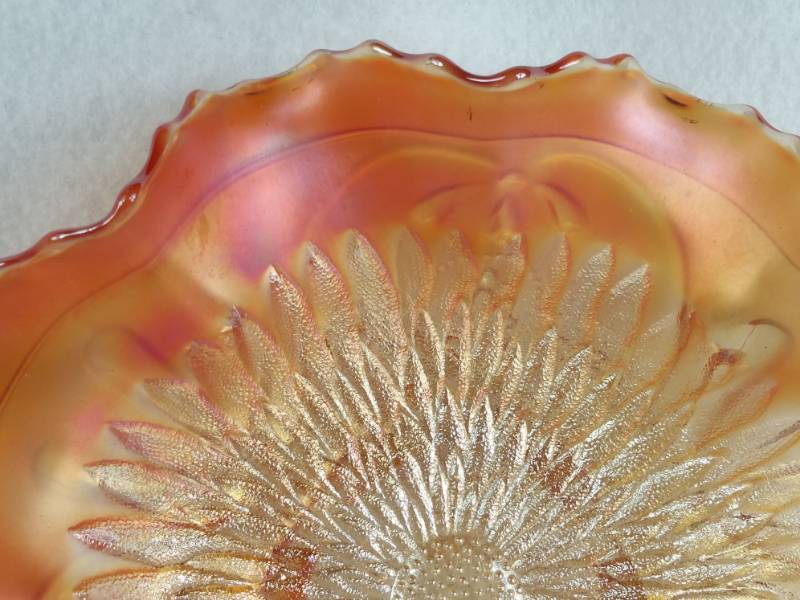 lot 34 image: Carnival Glass Three Footed Dish Sunflower on Marigold 9