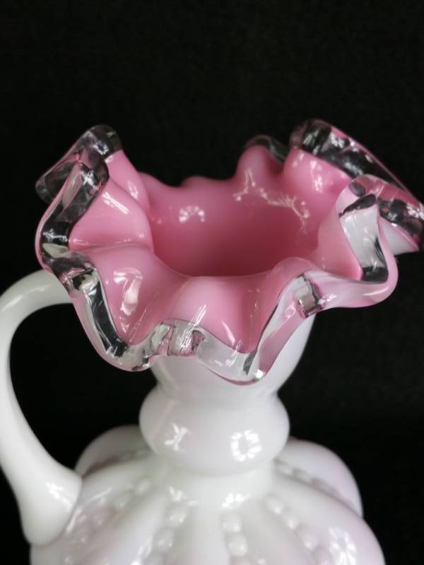 lot 44 image: Fenton Silvercrest Handled Vase Pink and White