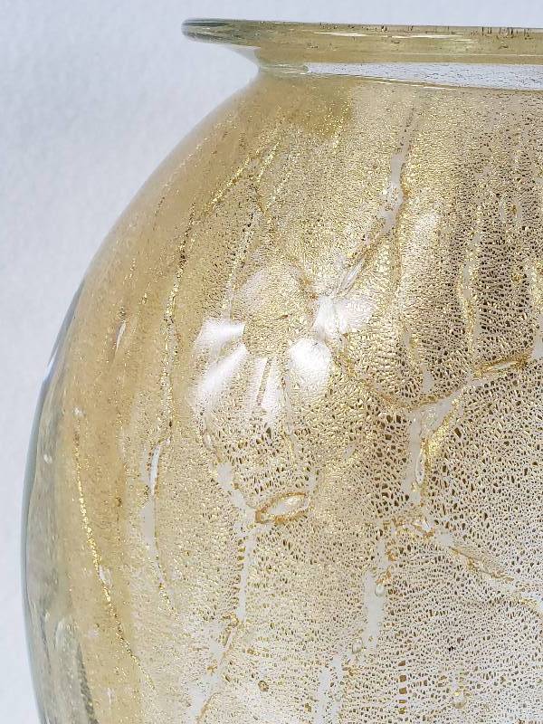 lot 21A image: Murano Formia Avventurina Cased Glass Vase