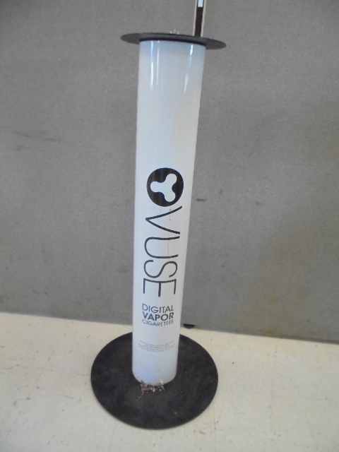 lot 17 image: Display Stand