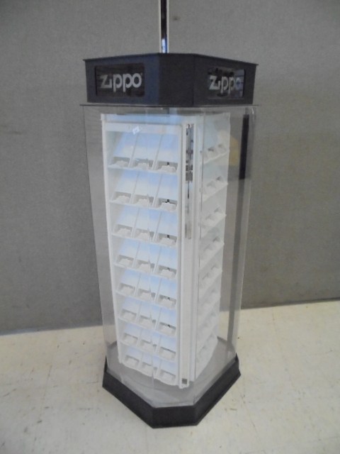 lot 18 image: Zippo Lighter Display Case