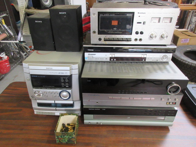 lot 142 image: HARMON KARDON, PANASONIC, TOSHIBA & MORE