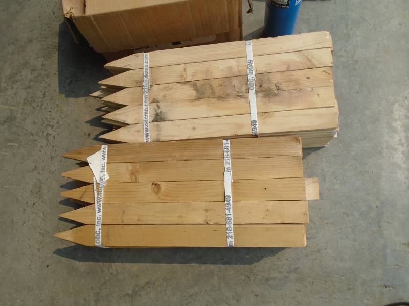 lot 21 image: Assorted Garage Items
