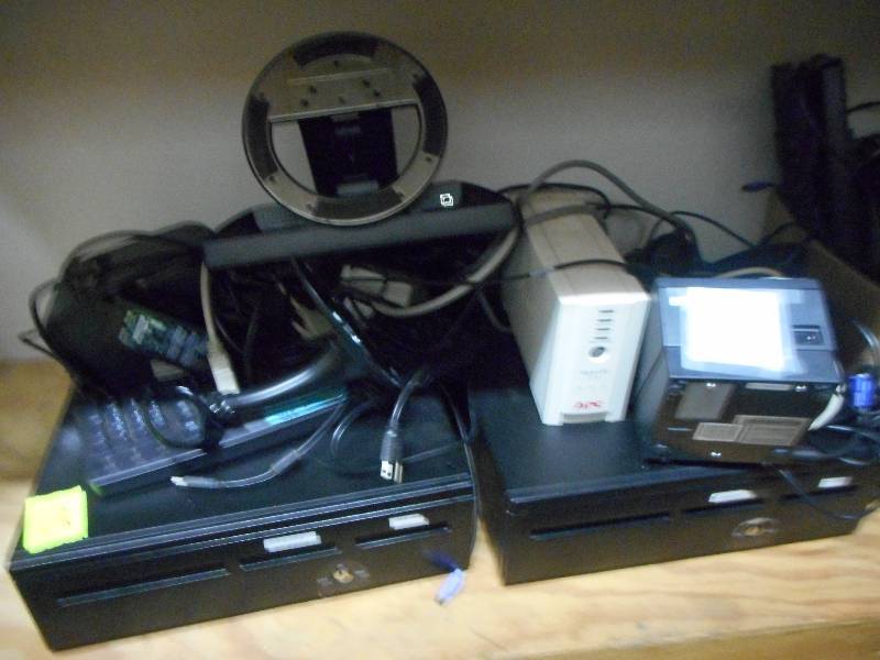 lot 2 image: Computer System for Retail Stores and Restaurant
