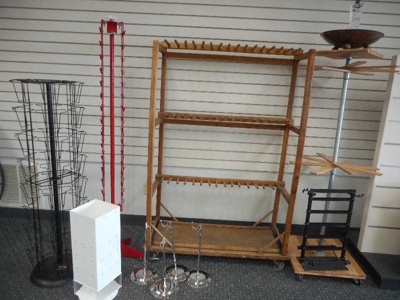 lot 23 image: Store Racks and Displays
