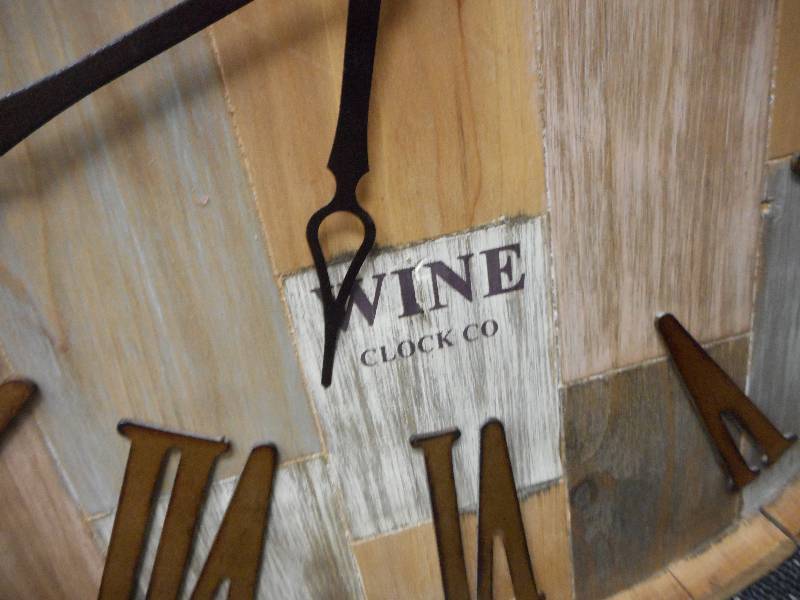 lot 108 image: Clock