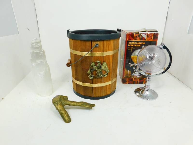 lot 27 image: Four Miscellaneous Items