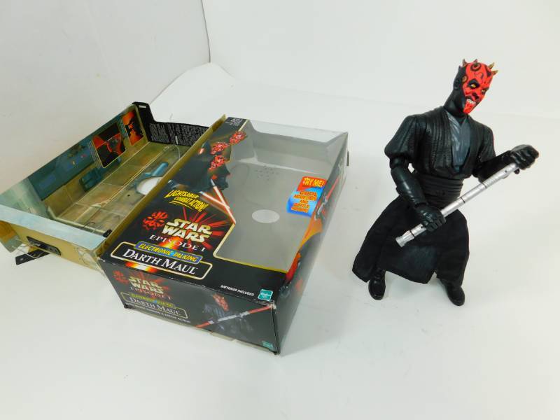 lot 59 image: Star Wars  Episode 1  Electronic Talking Darth Maul