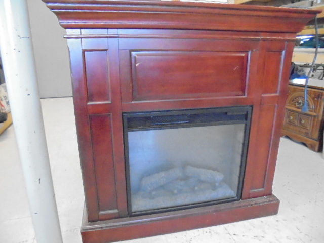 lot 44 image: Electric Fireplace
